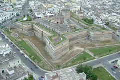 castello-Copertino-vigneti-2